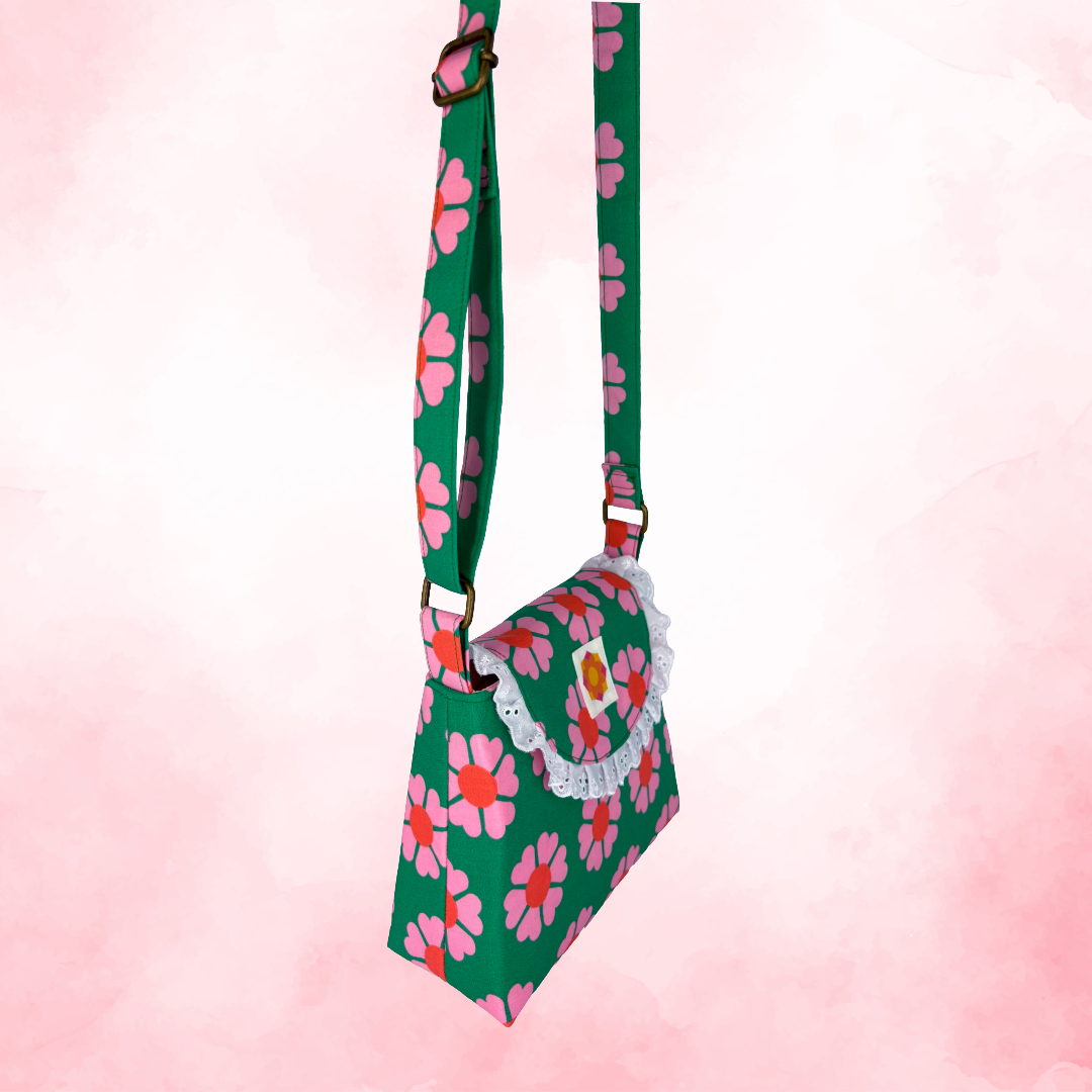 The Phoebe Bag: Green Daisies [1]