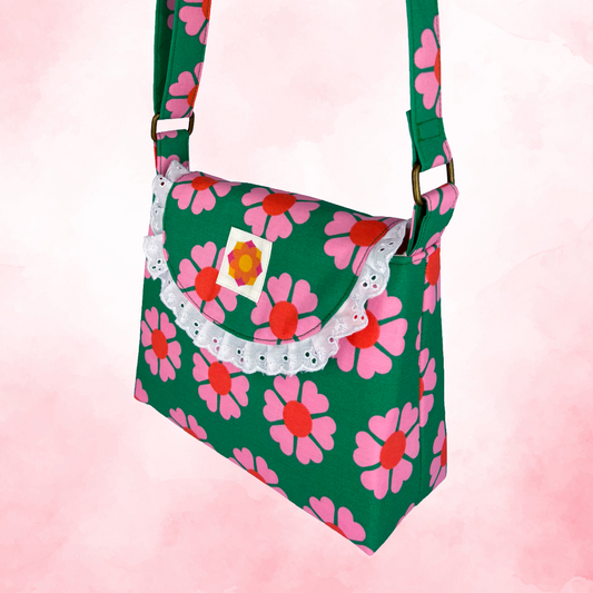 The Phoebe Bag: Green Daisies [1]