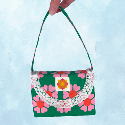The Gigi Mini Handbag: Green Daisies [2]